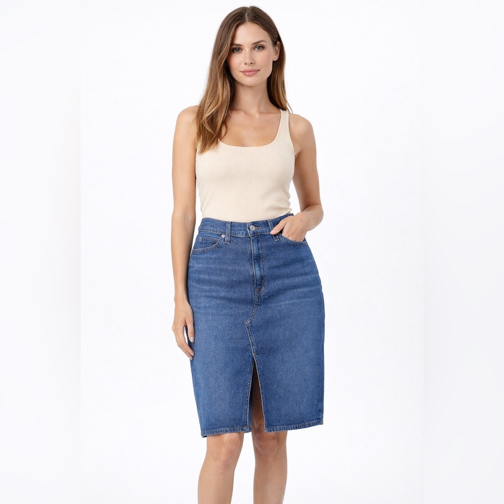 BRANDNEW Levi's Blue Denim Pencil Skirt